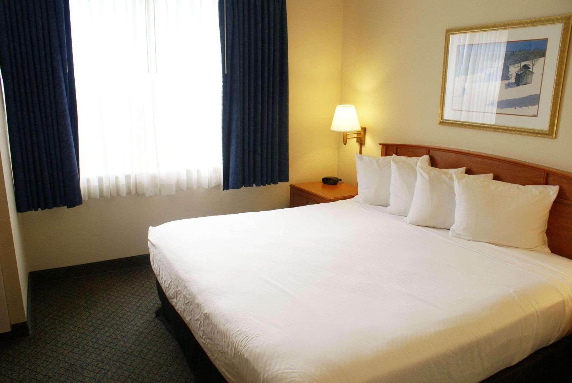 Country Inn & Suites By Radisson, Lansing, Mi Ngoại thất bức ảnh